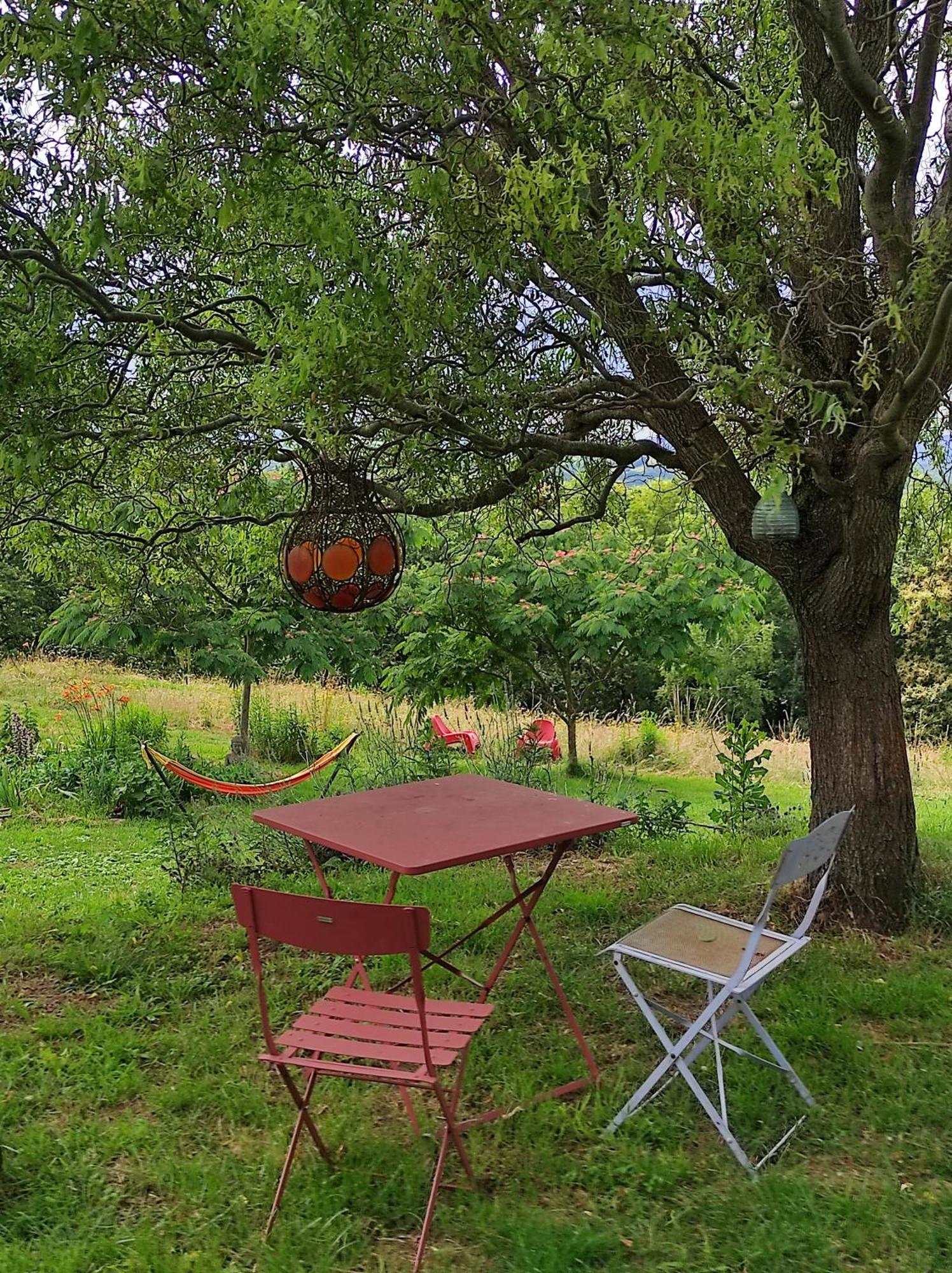 Bed and Breakfast Bout De Cote Lacam-dʼOurcet Exterior foto