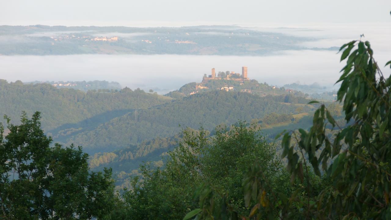 Bed and Breakfast Bout De Cote Lacam-dʼOurcet Exterior foto